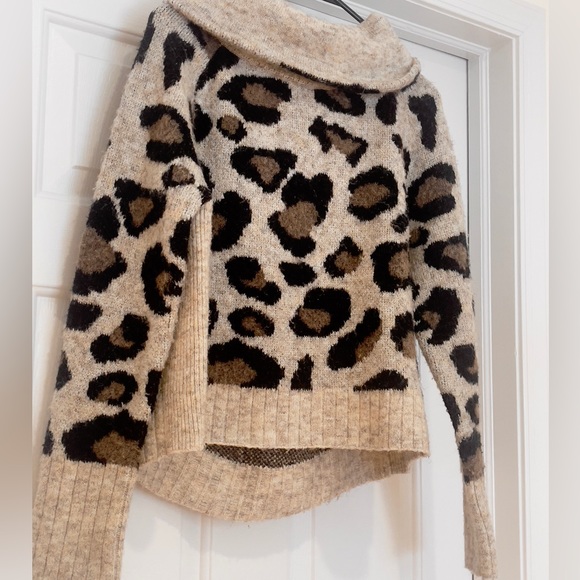 Aqua Leopard Cowl-Neck Sweater - Picture 2 of 2